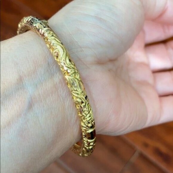 8k Solid Real Yellow Gold Engraved Dragon And Phoenix Bangle
